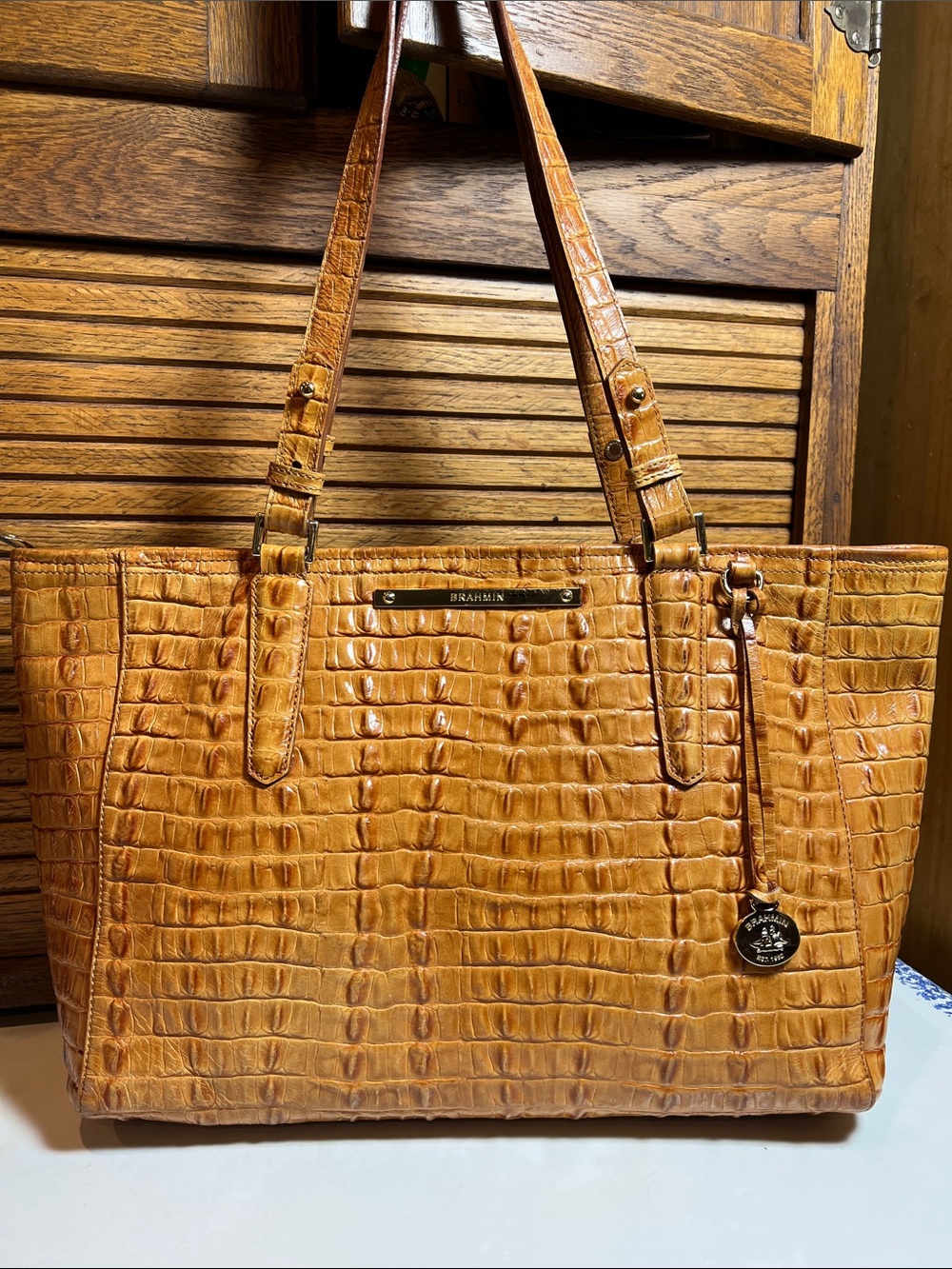 Brahmin Vintage Tote handbag purse in La Scala Croc embossed leather in Whiskey